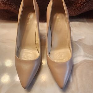 Nine West Beige Pointed-Toe Heels